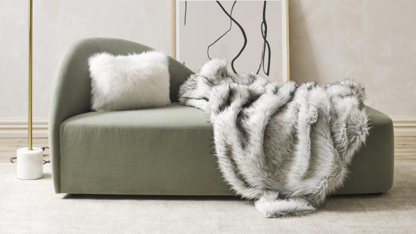 Bring the beauty of the wild indoors